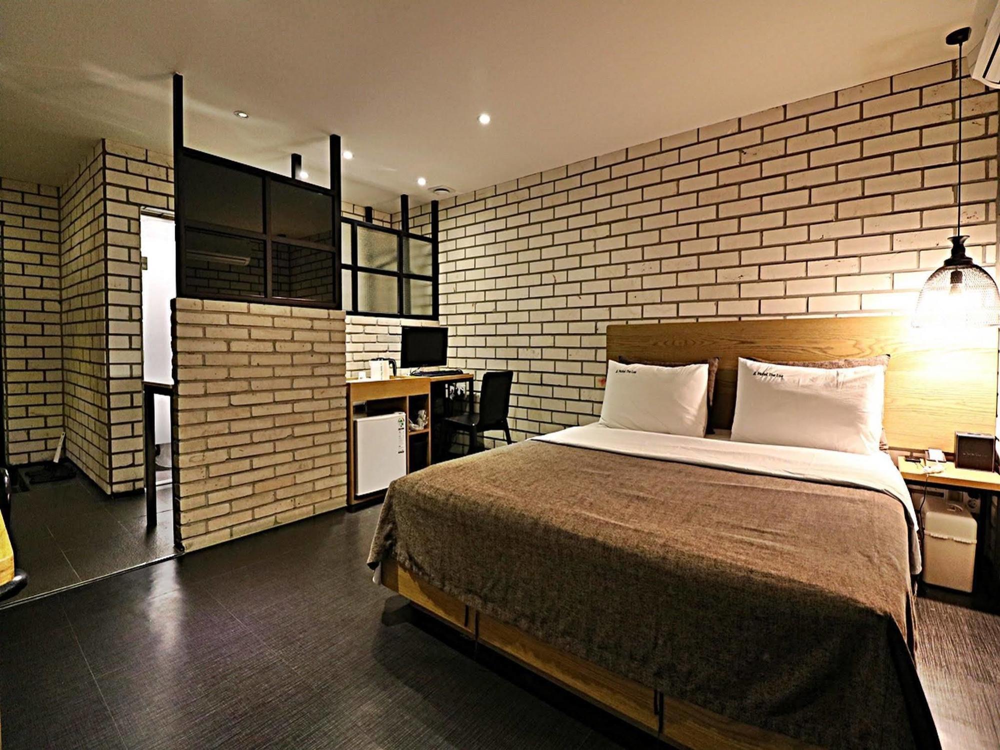 Hotel The Lua Пусан Экстерьер фото